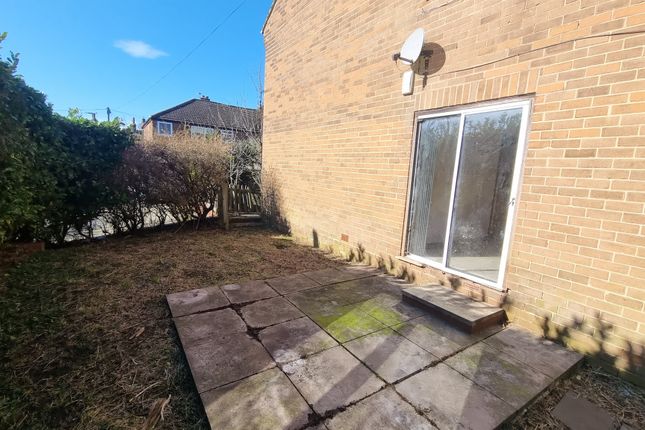 1, Salisbury Mews, Leeds photo 2