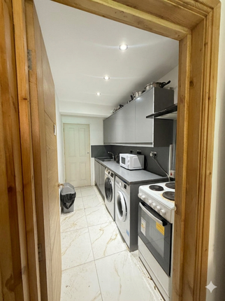 Wyvenhoe Road, South Harrow photo 3