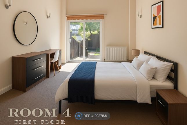 Manning Grove, Langdon Hills, Basildon photo 3