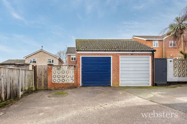 90 Laburnum Avenue, Norwich photo 3