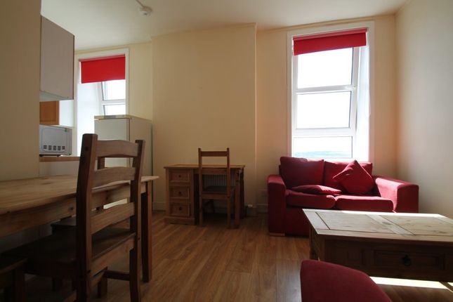 Flat to rent in North George Street, Hilltown, Dundee