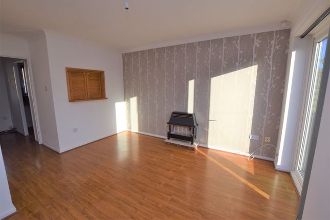 10, Heron Drive, Nottingham photo 4