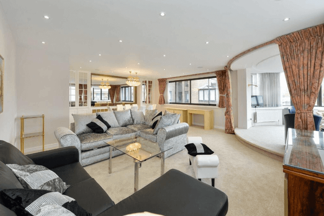 Thumbnail Flat to rent in The Terraces, Queens Terrace, St Johns Wood