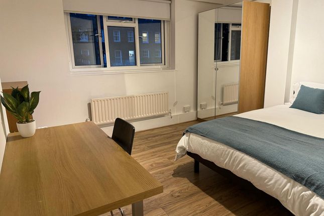 Flat Flat 2, Warnham, Sidmouth Street, London photo 3
