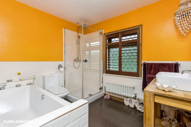 53, Bethune Road, Horsham photo 4