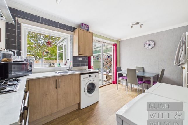 11, Gleneagles Close, Bexhill-On-Sea photo 3