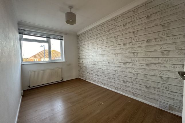 70, Woodbrooke Way,, Stanford-le-Hope photo 4
