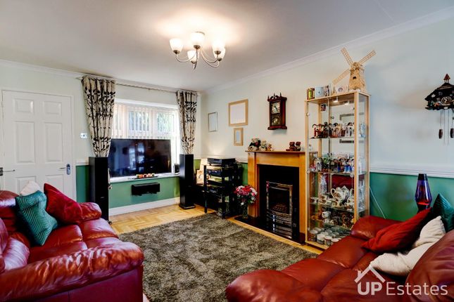 1, Stonefield Close, Coventry photo 4