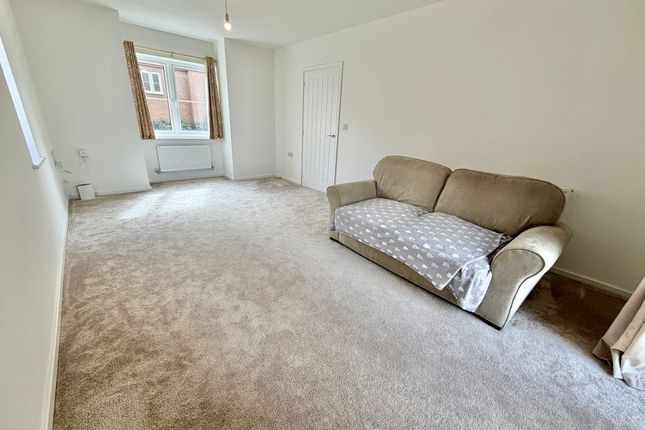 12, Dotterel Way, Yeovil photo 4
