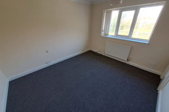 3-bed house on 54 Northumberland Way, Bootle, £800/mo
