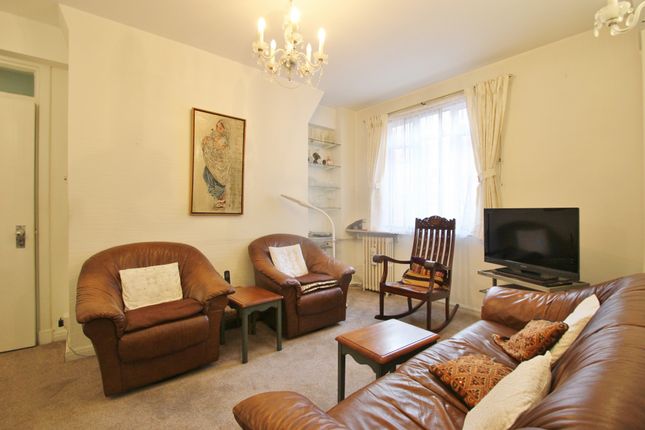 Flat for sale in Latymer Court, Hammersmith Road, Hammersmith