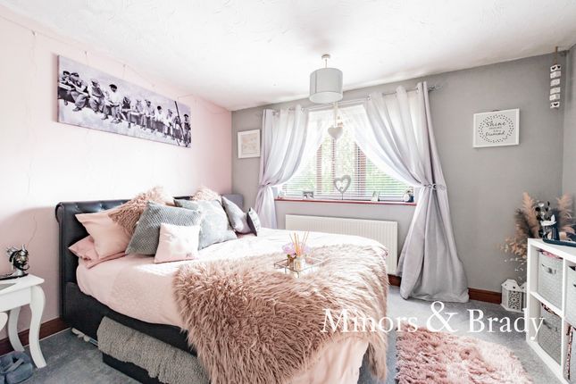 Fen Green Close, Oulton, Lowestoft NR32, 2 bedroom semi-detached