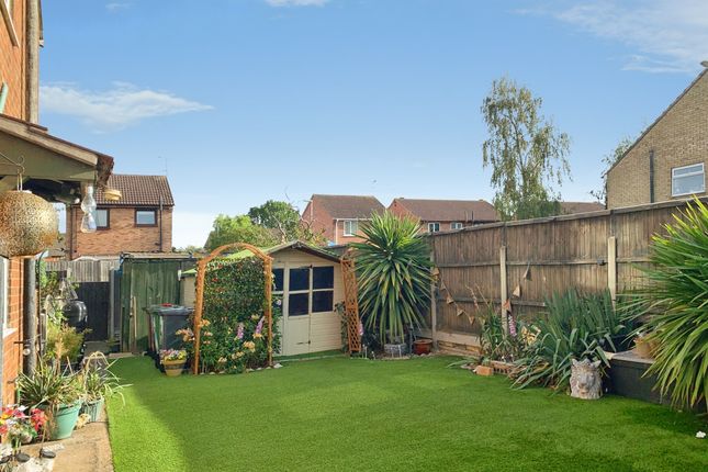 18, Dellfield Avenue, Lincoln photo 2