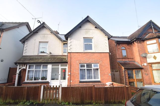 Thumbnail Flat to rent in Oakly Road, Batchley, Redditch