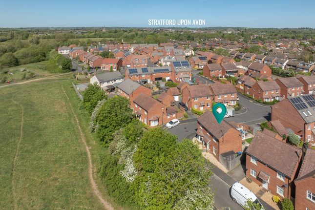 4 Buttercup Way, Stratford-Upon-Avon photo 4