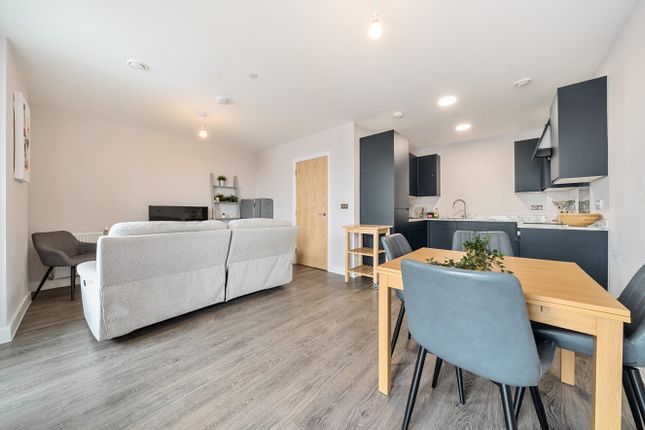 Flat Twenty Six, Minnow Apartments, London photo 3