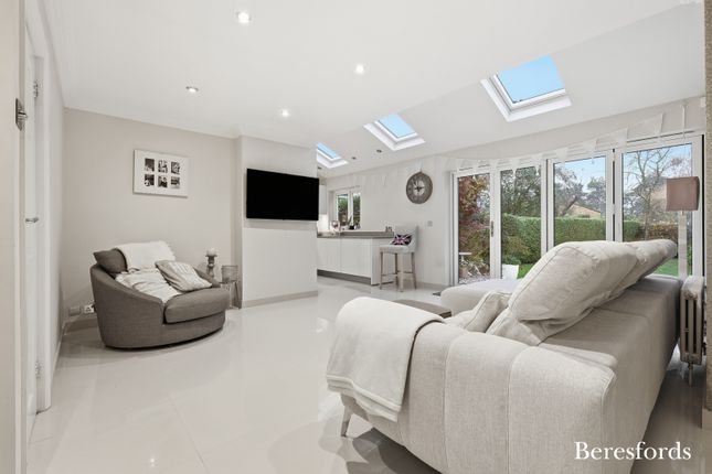 69, Cricketers Lane, Brentwood photo 3