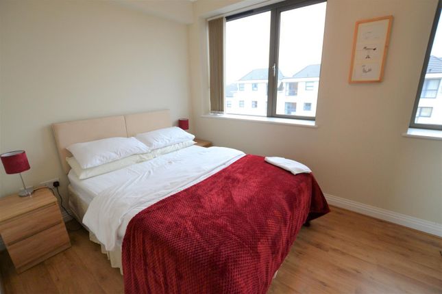 10, Albany House, West Drayton photo 2