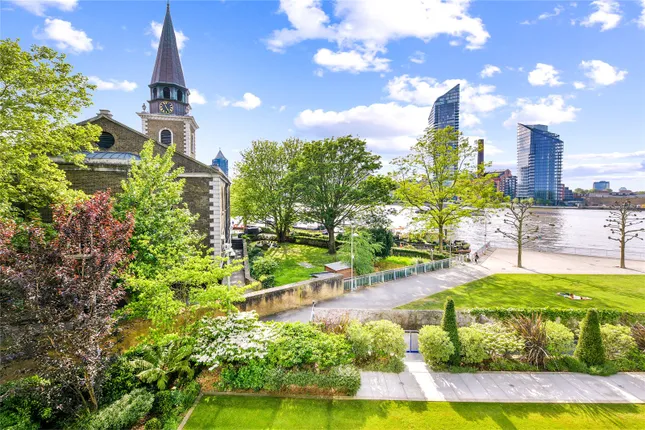 Savills - Battersea Park