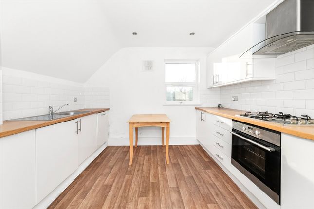Flat to rent in Whitworth Road, London