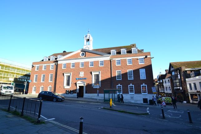 Office to let in High Street, Winchester