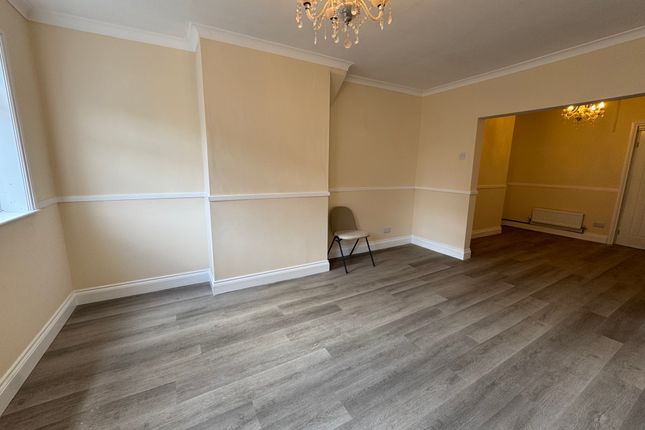 76, Welbeck Street, Worksop photo 2