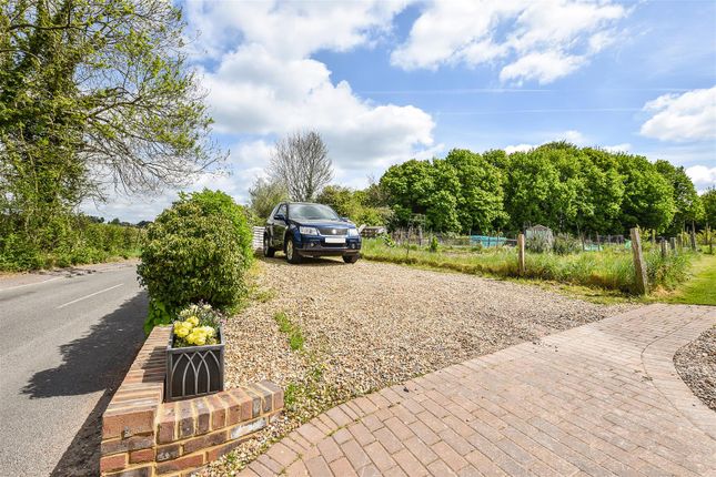 Cottage for sale in Village Street, Thruxton, Andover