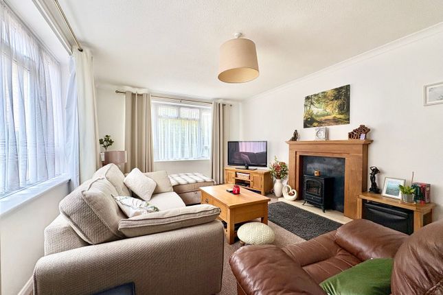14, Mayfield Way, Bexhill-on-Sea photo 2