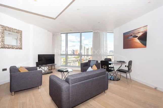 Flat for sale in Charrington Tower, 11 Biscayne Avenue