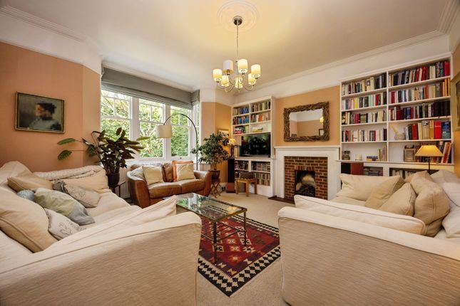 58, Nightingale Road, Surrey photo 4