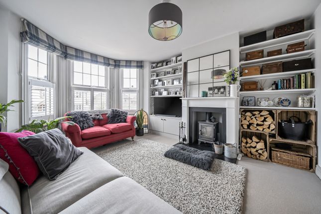 10, Binscombe Lane, Godalming photo 4