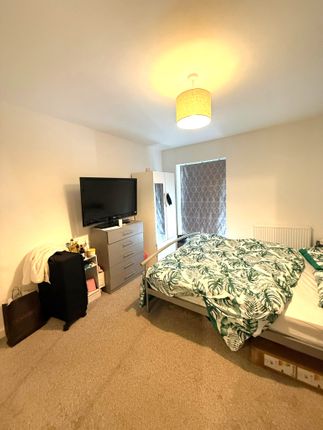 Flat 22 The Abode, 387, York Road, Leeds photo 4