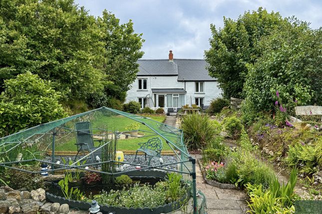 Roswinnick Farmhouse, Three Burrows, Truro photo 3
