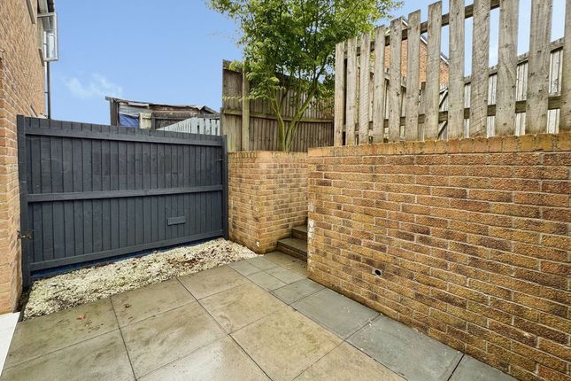 203, Aberthaw Road, Newport photo 3