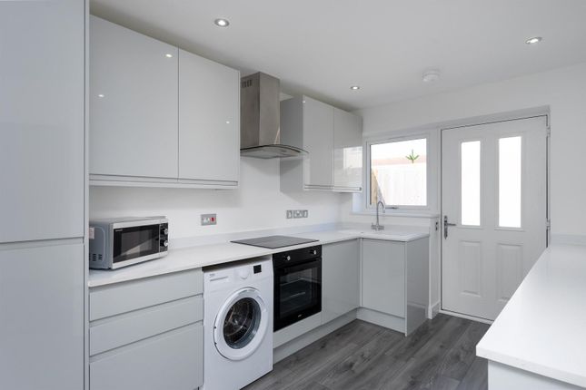 6, Justice Place, Withernsea photo 3