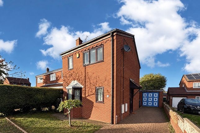 3-bed house on 3, Doncaster, £925/mo