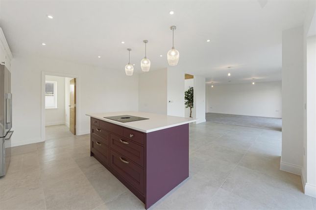2, Barfield Gardens, West Malling photo 4