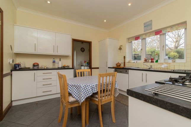 6, Merrivale Heights, Broadstairs photo 4
