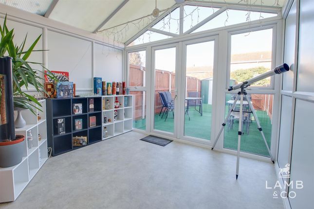 27, Camellia Crescent, Clacton-on-Sea photo 3