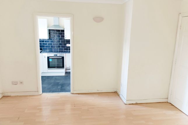 Thumbnail Terraced house to rent in Jetty Walk, Grays