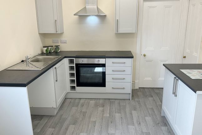 1 bed property for rent in College Street, Ammanford, Carmarthenshire. SA18