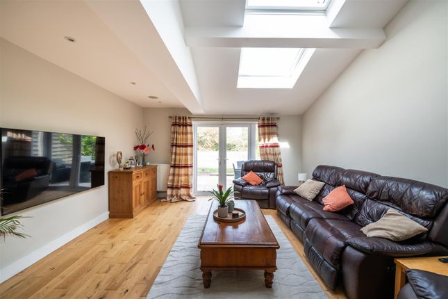 17, Matthews Street, Reigate photo 4