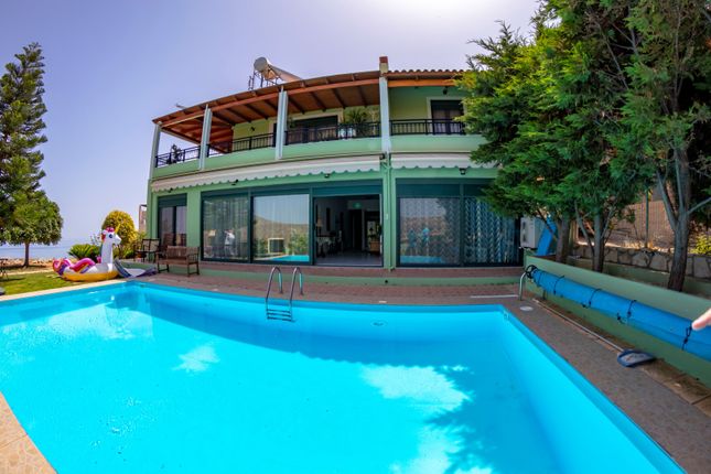 Villa for sale in Kokkini Hani, Greece