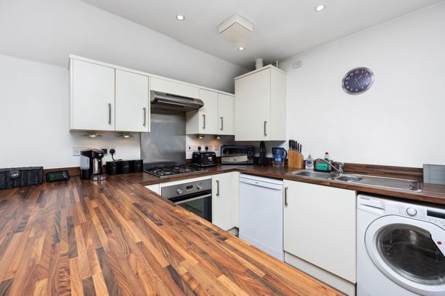 Flat for sale in Brookfield Drive, Acre Court