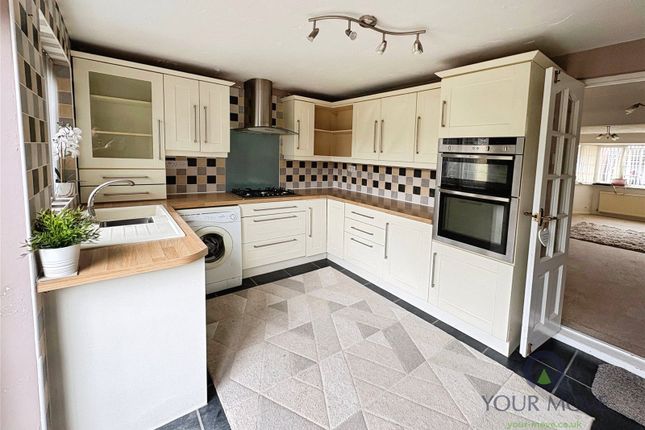 39, Scotswood Road, Mansfield photo 3