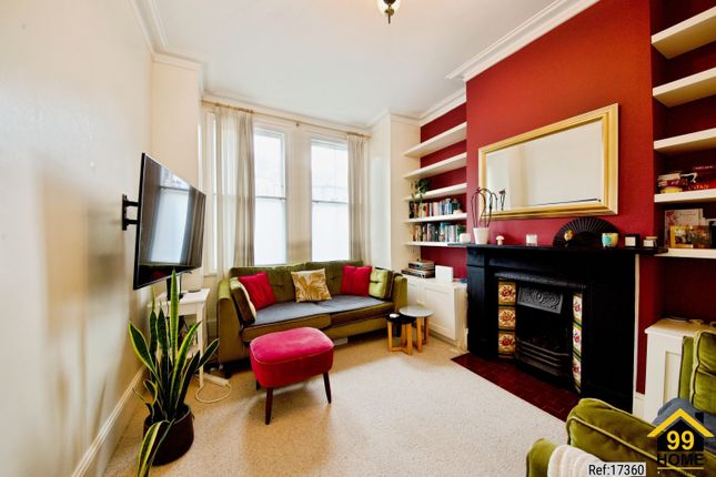 Lyndhurst Road, London photo 4