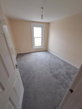Flat 6 1C, Worcester Street, Gloucester photo 2