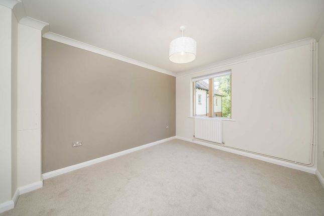 Flat 6, 63, Ormond Avenue, Hampton photo 4