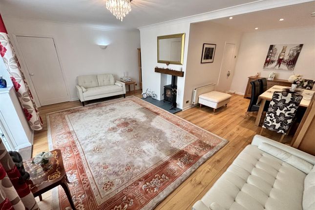 13, St. Josephs Close, Gilesgate photo 2