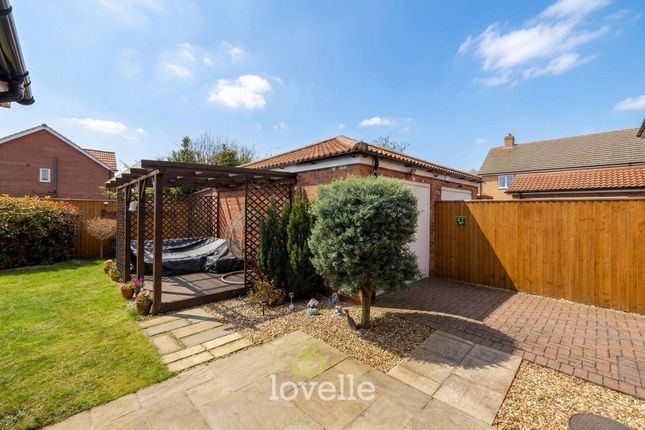 23 Bellflower Road, Grimsby photo 2